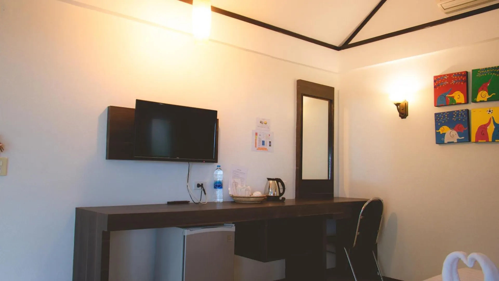 Golden Bay Cottage - SHA Extra Plus Ko Lanta 3*,  Thailand